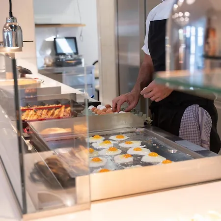 Orion 3* Фалираки