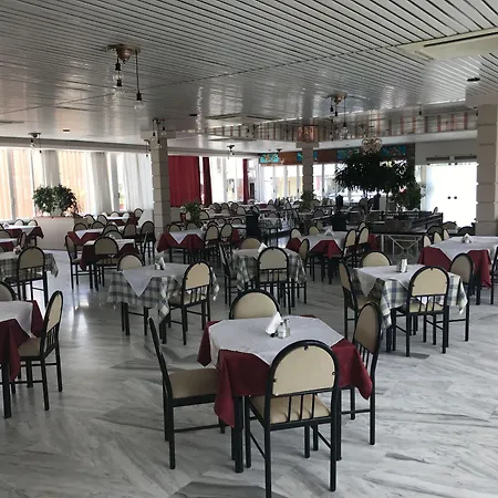 欧利恩酒店 法里拉基